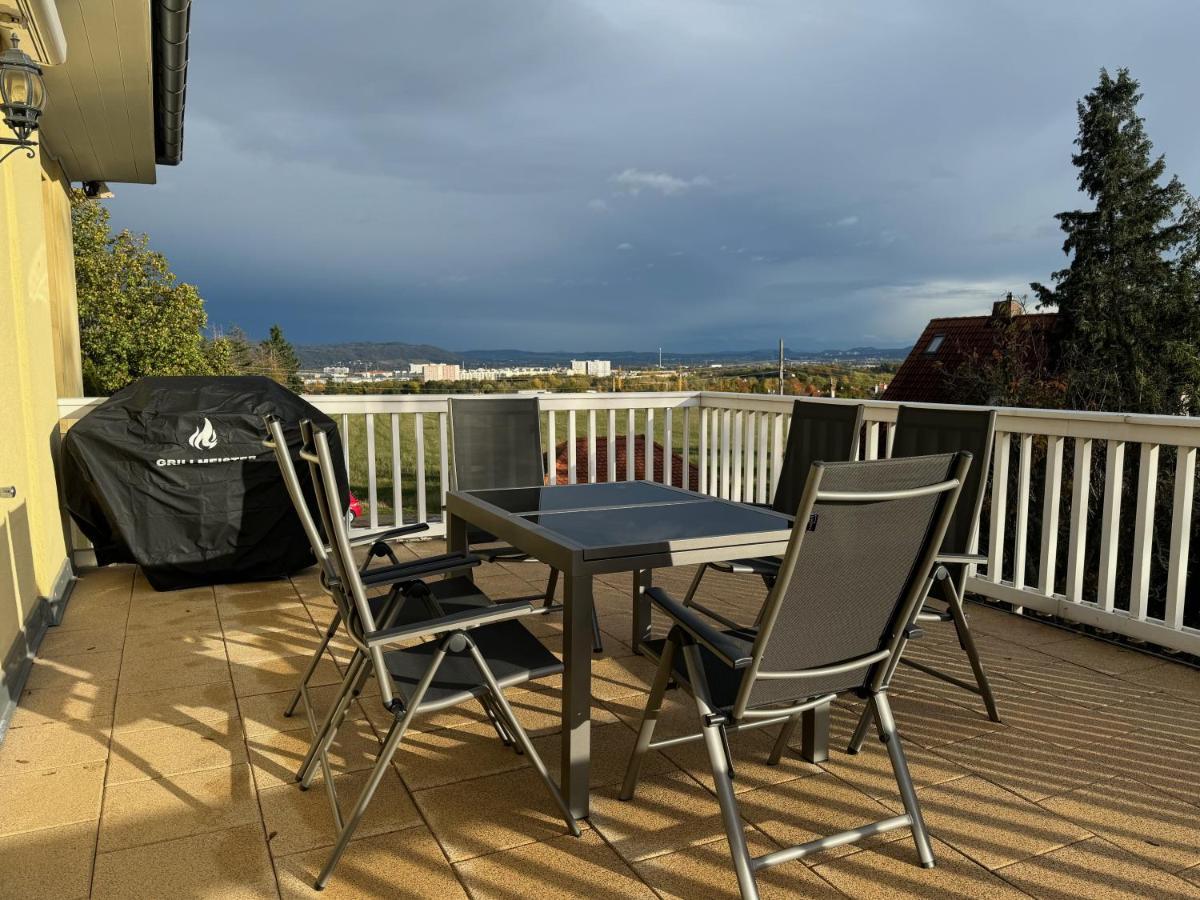 205 Qm "Traumtor" Mit Sauna, Whirlpool, Kamin Und 3 Terrassen Mit Blick In Die Boehmisch Saechsische Schweiz Dresden Bagian luar foto
