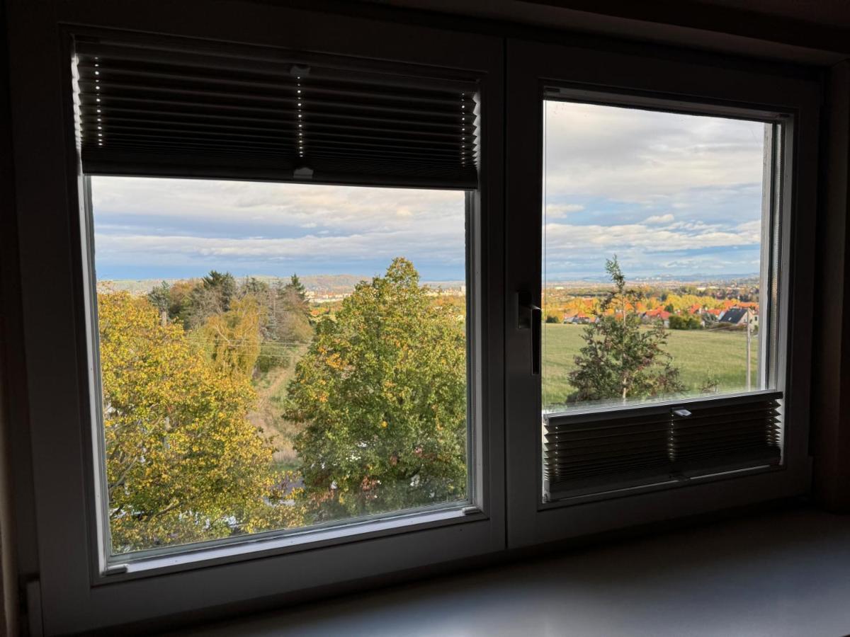 205 Qm "Traumtor" Mit Sauna, Whirlpool, Kamin Und 3 Terrassen Mit Blick In Die Boehmisch Saechsische Schweiz Dresden Bagian luar foto